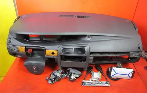 Renault Vel Satis Airbag set with panel 8200102820A 8200646714