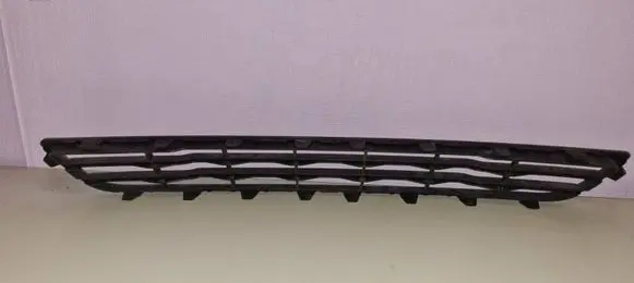 Ford Fiesta Front bumper lower grill C1BJ17K945AA 1801358