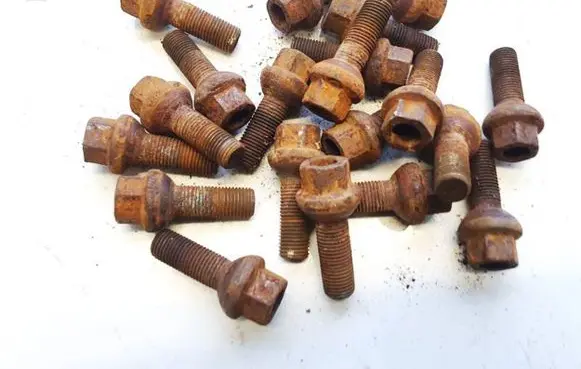 Volkswagen Transporter - Caravelle T4 Nuts/bolts 