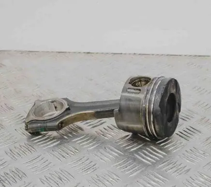 Piston