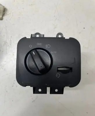 Land Rover Range Rover Sport L320 Light switch yud501480pvj