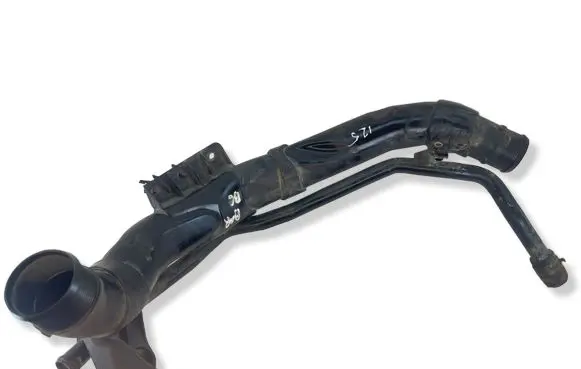 Volkswagen Touran I Intercooler hose/pipe 5N0145840E