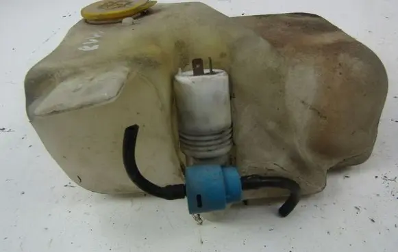 Opel Tigra A Windshield washer fluid reservoir/tank 