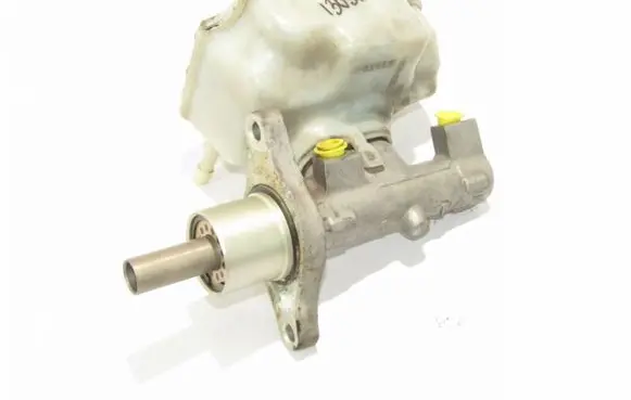 Master brake cylinder