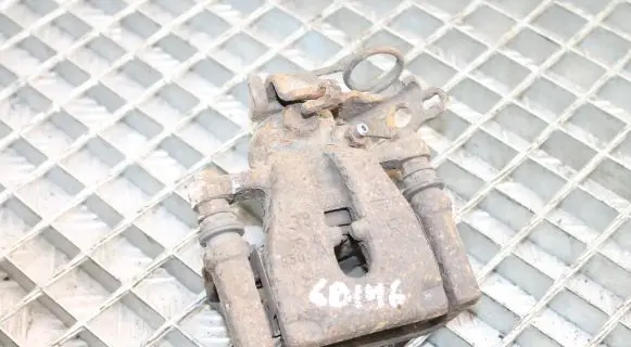 Ford Kuga I Rear brake caliper