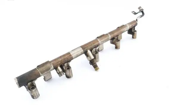 Audi A8 S8 D3 4E Fuel main line pipe 07L133316A 00007768