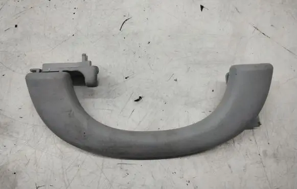 Mercedes-Benz E W211 Rear interior roof grab handle A2118100151