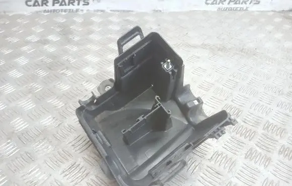 Renault Captur Fuse box set 243809584R MOU7103