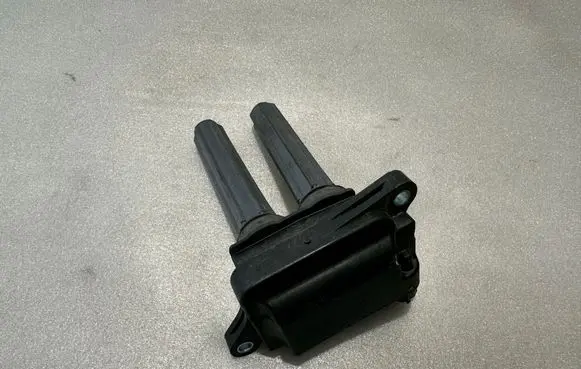 Dodge RAM 1500 DS High voltage ignition coil 68238603AA 68238603