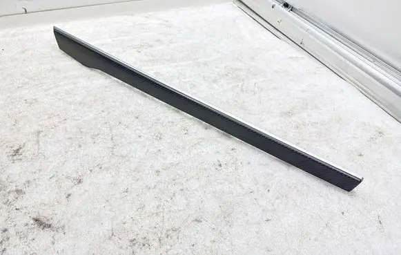 Other rear door trim element