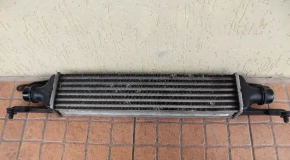 Opel Meriva A Intercooler radiator 55702004