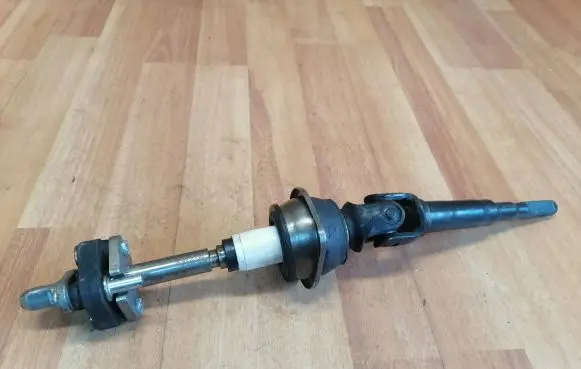Jaguar XF X250 Prop shaft universal joint 8X233C662BF 8X233C662BH C2Z15174