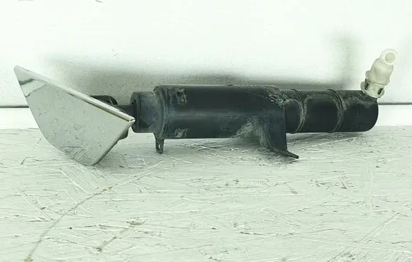 Jaguar XF Headlight washer spray nozzle 8WT009611 239292 16732902