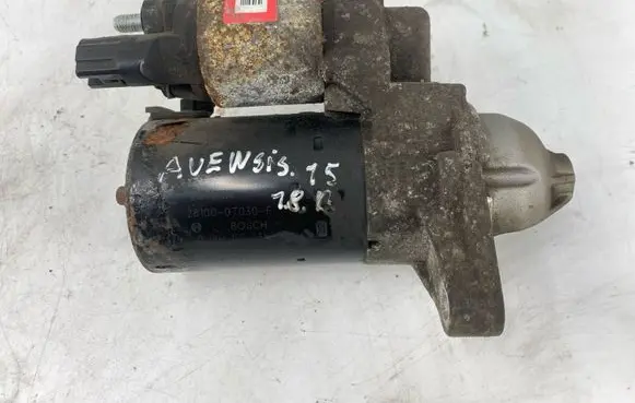 Toyota Avensis T270 Starter motor 281000T030F