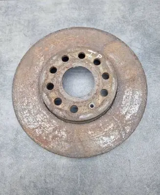 Volkswagen Touran I Front brake disc