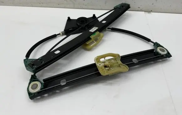 Volkswagen Touareg III Rear window lifting mechanism without motor 760839461D