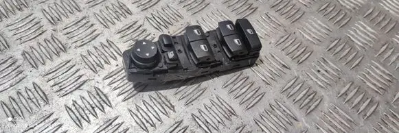 BMW X5 F15 Electric window control switch 936211601