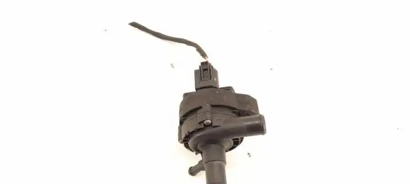 Mercedes-Benz CLS C218 X218 Electric auxiliary coolant/water pump 2118350028 2048350264