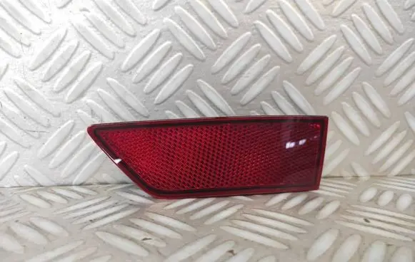 Volkswagen Touran III Rear tail light reflector 5TA945103