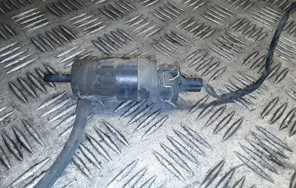 Peugeot Boxer Windscreen/windshield washer pump D28324 200060845