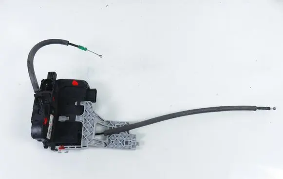 KIA Sportage Front door lock 813203U010
