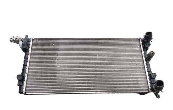 Volkswagen Polo V 6R Radiator set 6R0820411D 6R0121253A