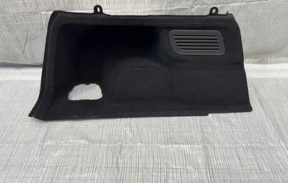 Alfa Romeo Stelvio Trunk/boot side trim panel 5252.LUSTERKO.L