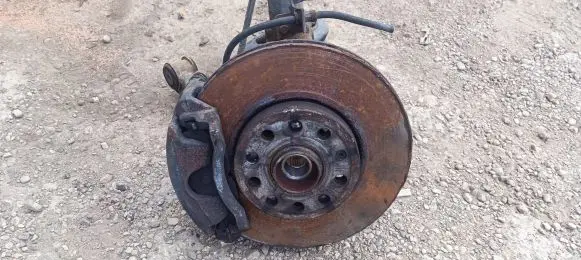 Volkswagen Golf VII Front wheel hub spindle knuckle 5Q0407151J 5q0413023fh VA2D5431