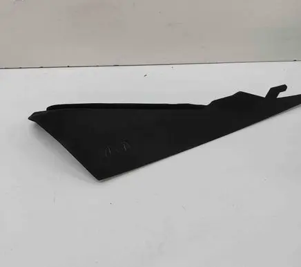 (C) pillar trim