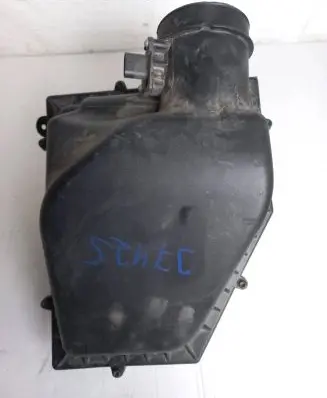 BMW X6 G06 Air filter box 8620945
