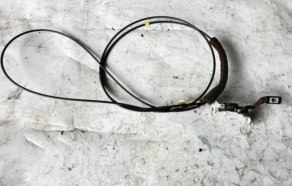 Toyota RAV 4 (XA20) Fuel cap flap release cable