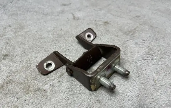 KIA Ceed Front door lower hinge 79770A2000