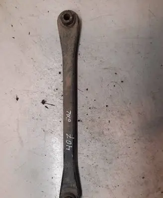 Rear control arm