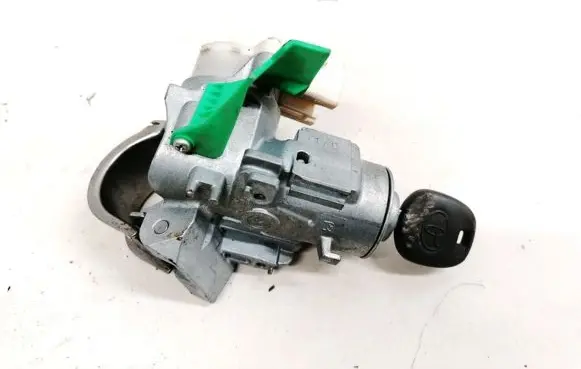 Toyota RAV 4 (XA30) Ignition lock 45020426 45020-42-6