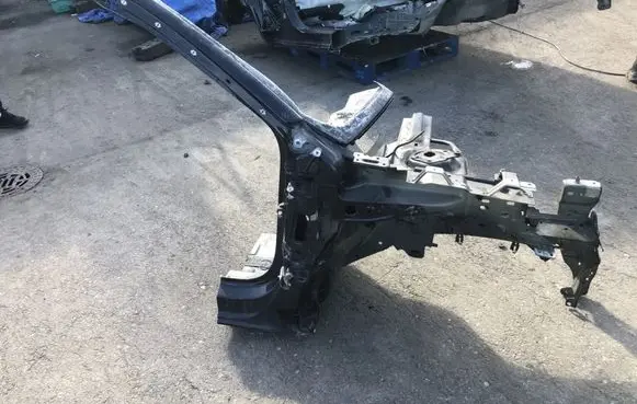 Opel Mokka B Front quarter panel