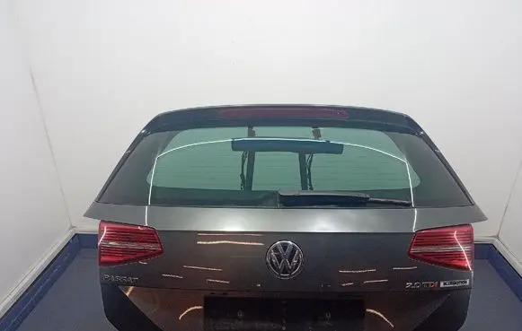 Tailgate/trunk/boot lid
