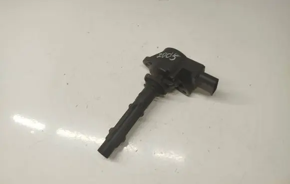 Mercedes-Benz CLS C219 High voltage ignition coil A0001502680