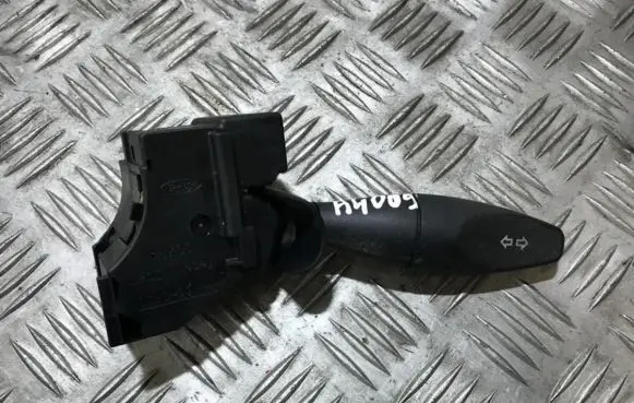 Ford Fiesta Indicator stalk 1s7113335ae 1s71-13335-ae