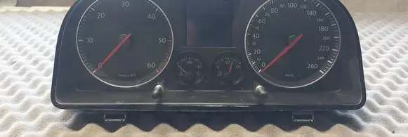 Volkswagen Caddy Speedometer (instrument cluster) 1T0920852C V0007000 VWZ7Z0E2117807