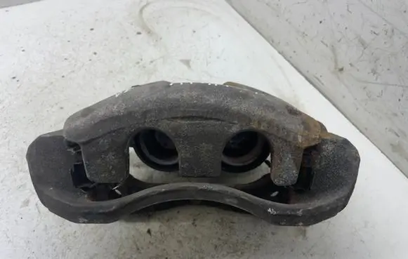 Volkswagen Amarok Front brake caliper 2H0615106