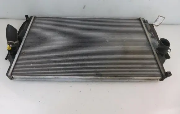Toyota RAV 4 (XA30) Coolant radiator 