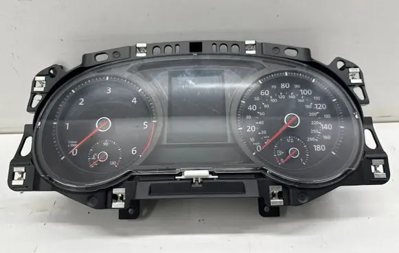 Volkswagen Golf VII Speedometer (instrument cluster) 5G6920970A