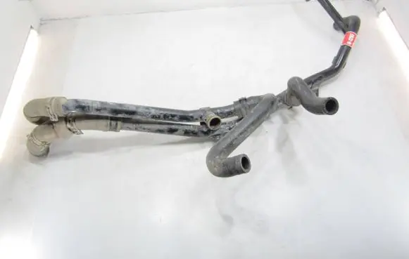 Volkswagen PASSAT B8 Engine coolant pipe/hose 5Q0121070AG