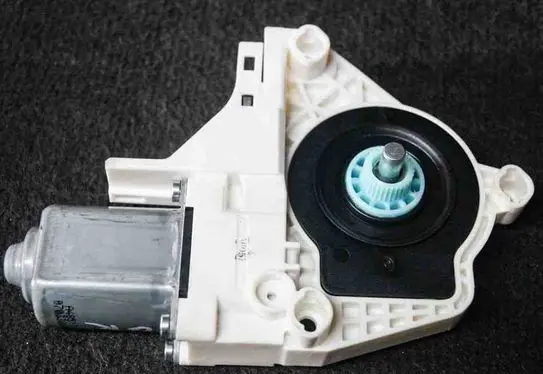 Audi Q3 8U Rear door window regulator motor 8K0959811A