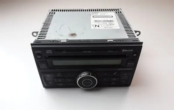 Nissan Qashqai Radio/CD/DVD/GPS head unit 28184JD45A