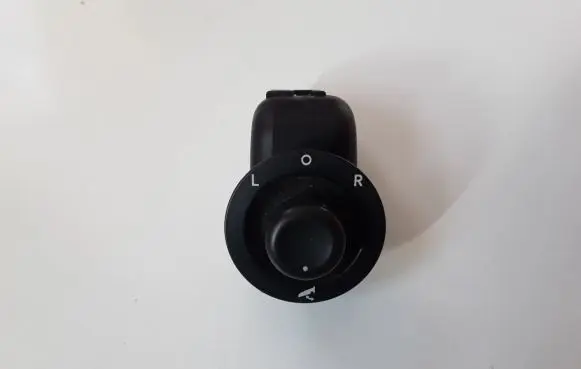 Jeep Grand Cherokee (WK) Wing mirror switch 04602789AA