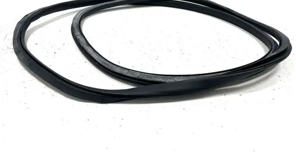 Audi A4 S4 B7 8E 8H Front door rubber seal 8E0831721B