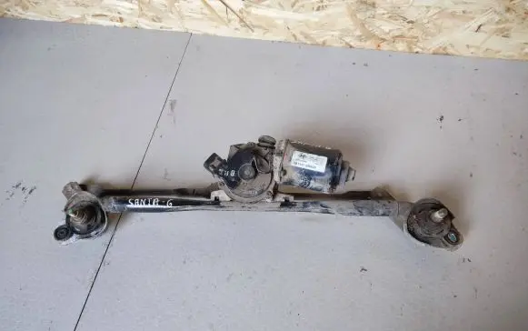 Hyundai Santa Fe Front wiper linkage and motor 981102B000 035418070