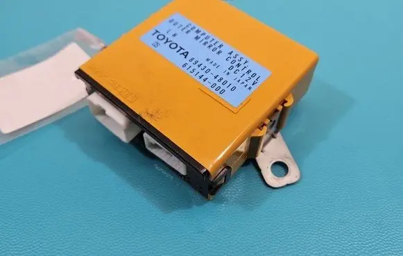 Lexus RX 330 - 350 - 400H Central body control module 89430-48010 IMPRK1438836