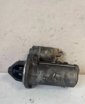Mercedes-Benz Vito Viano W639 Starter motor 0051511301 0035B0 D7R43